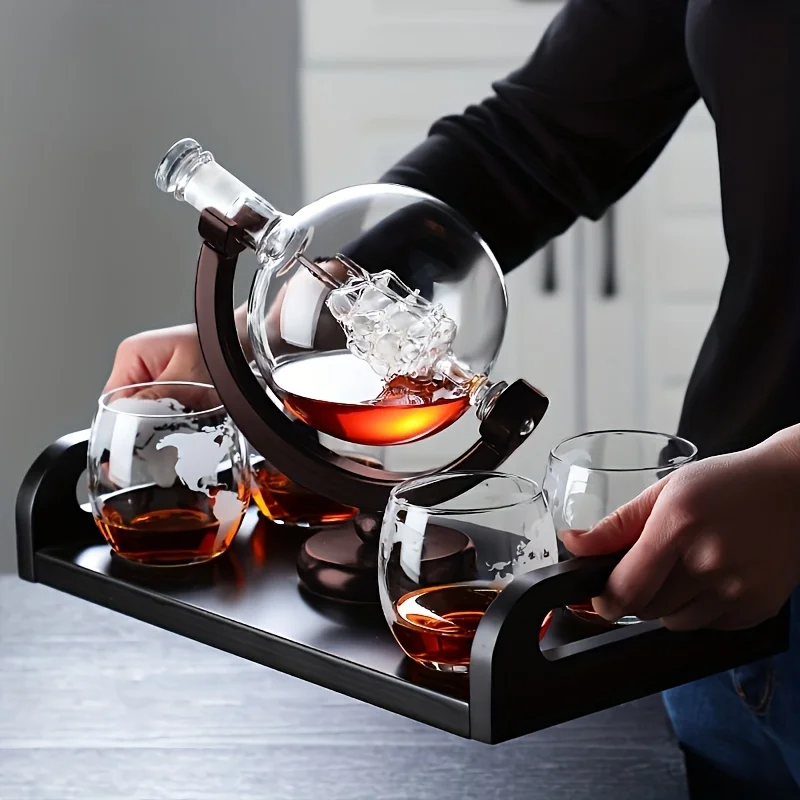 Globe Shaped Whiskey Decanter  - огляд і ціна Bitters Bottle Set