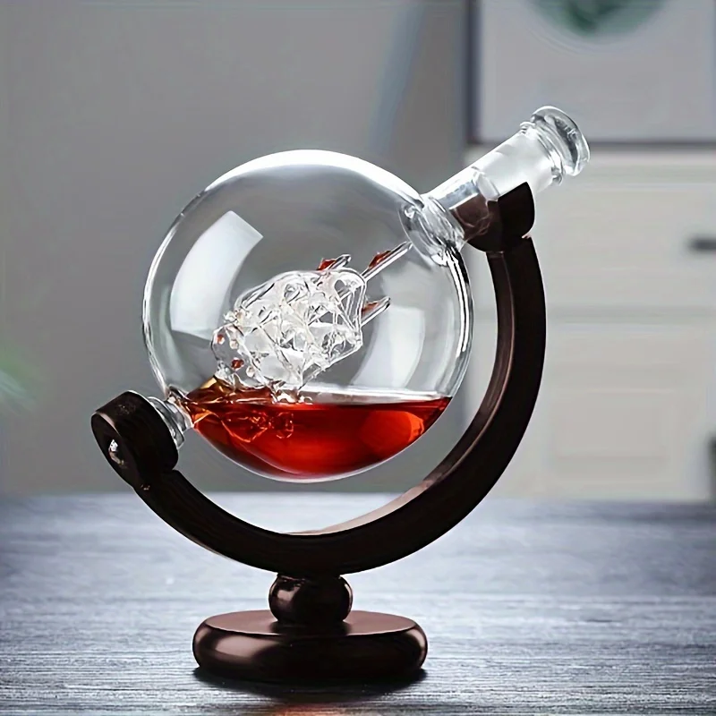 Globe Shaped Whiskey Decanter  - огляд і ціна Bitters Bottle Set