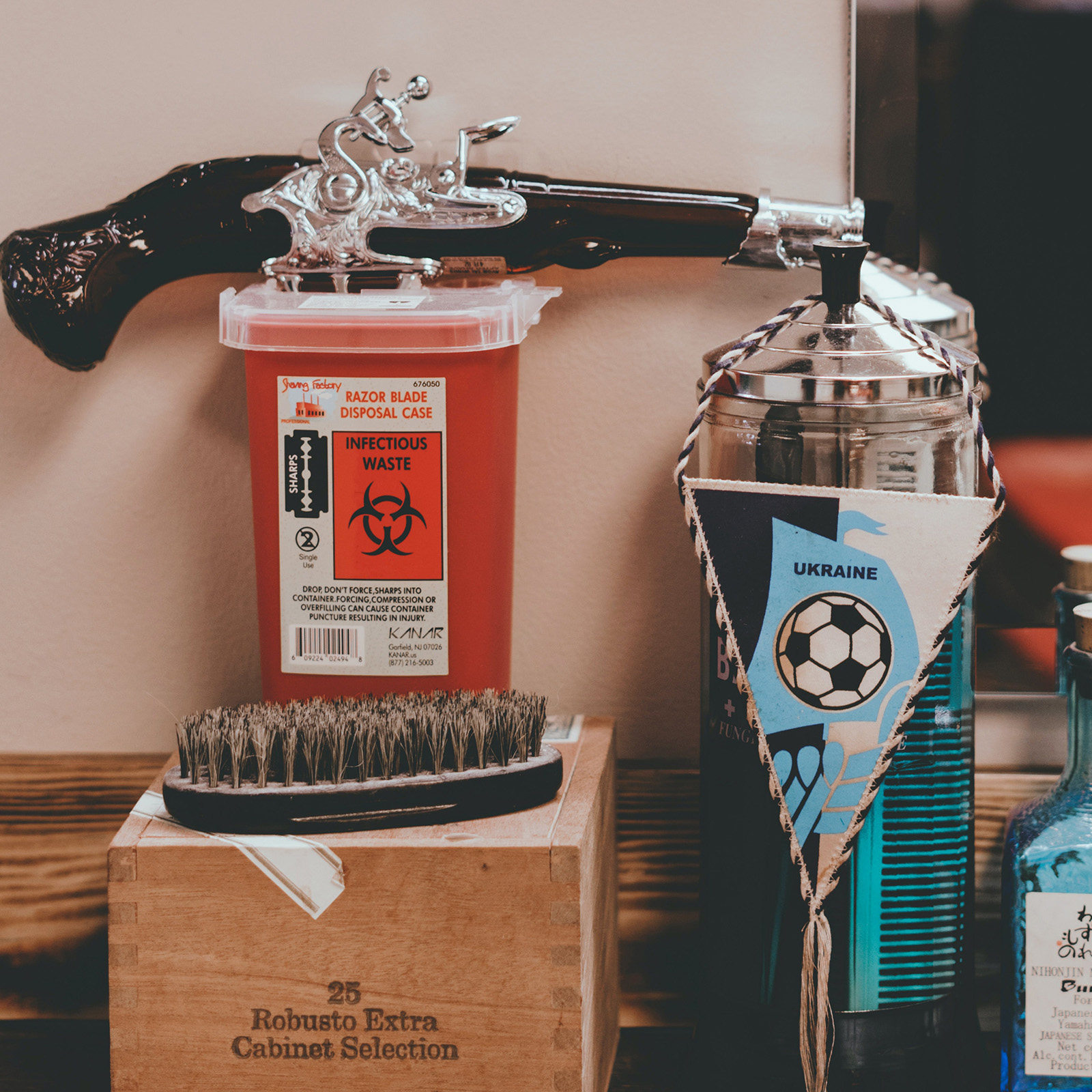 1pc Blade Disposal Container A - огляд і ціна Home Barbershop
